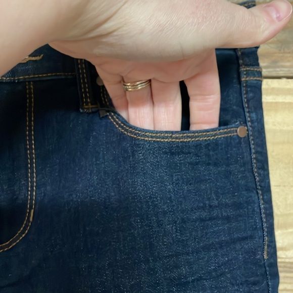 Banana Republic Premium Denim size 27 low-rise skinny dark wash jeans - Picture 4 of 11